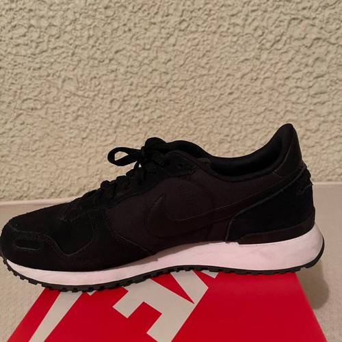 Nike Pegasus 41 used black athletic shoes