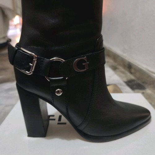 Guess leather ankle boots new black size 38