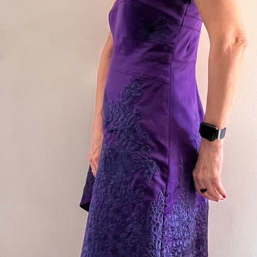 Karen Millen dress like new with exquisite brocade design, purple