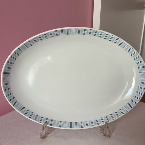 Oval platter Kerameikos vintage in like-new condition 36x26cm