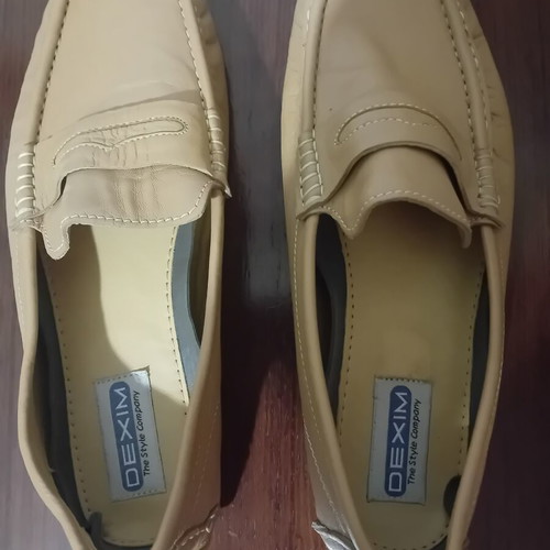 Dexim men's leather moccasins size 43 like new beige