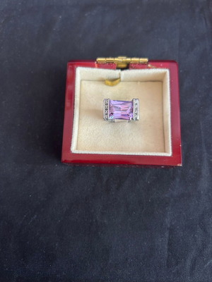 Silver 925 ring with purple stone used