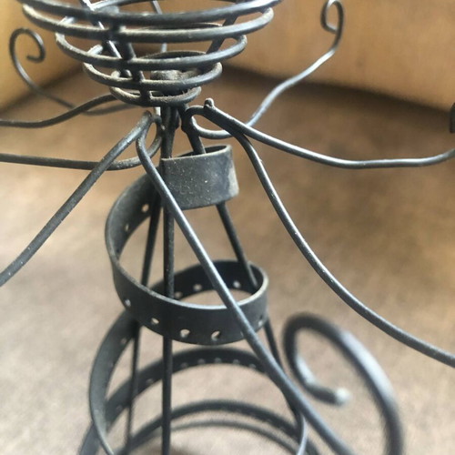 Metal jewelry stand black like new