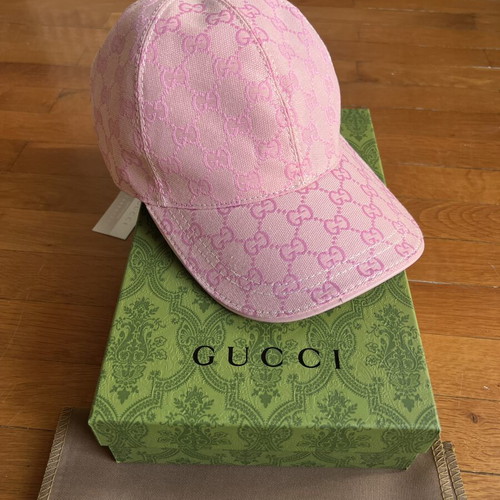 Gucci Cap like new, pink, one size
