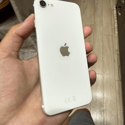 Iphone SE 2020 64GB unlocked, used, white