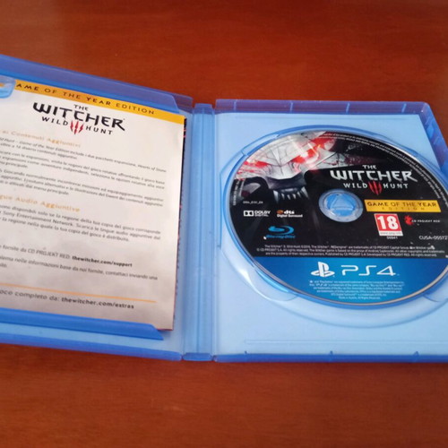 The Witcher 3 GOTY PS4 in excellent condition