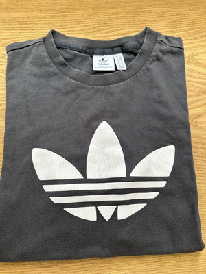 Adidas casual t-shirt used, women's size S, black and grey