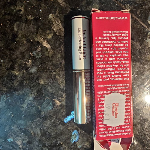 Clarins Instant Light Lip Perfecting Base new