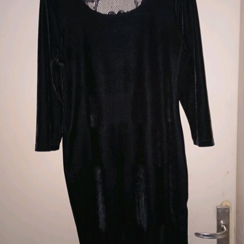 Darling classic women's black velvet dress with lace like new, size L