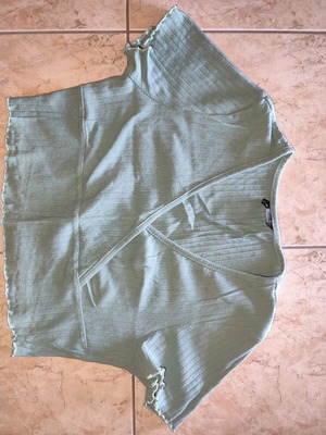 Crop top used Shein size M green