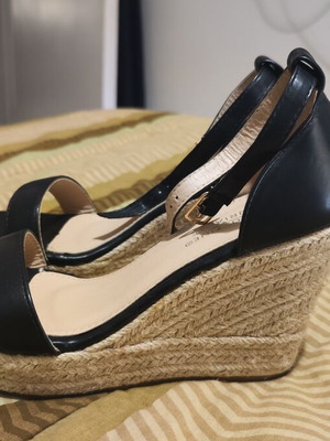 La Bottine Souriante platform sandals new, size 40, black