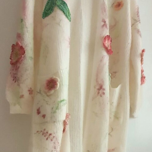 Cardigan long knit with handmade crochet flowers, new, alpaca wool