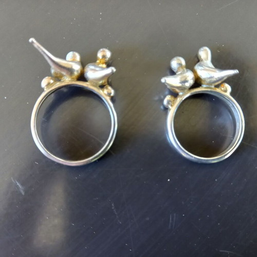 Set of 2 silver rings with doves new, his & hers