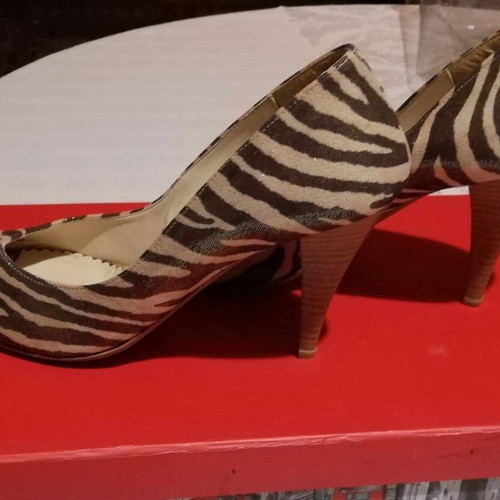PRICE DROP!!! From €28, now €18. ELITE HEELS!!! Size 40, Design, ZEBRA!!!