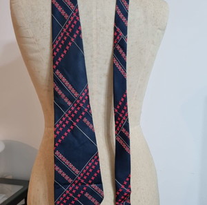VINTAGE CHRISTIAN DIOR ΓΡΑΒΆΤΑ
