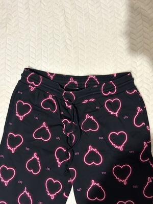 Pyjamas pants like new, glowing hearts, size L