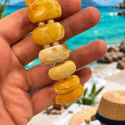 Amber bracelet with pearls, natural Baltic amber