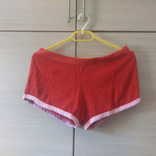 Women's shorts red with pink used, size Medium/Large