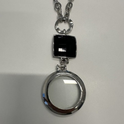 Women's silver necklace with black stone