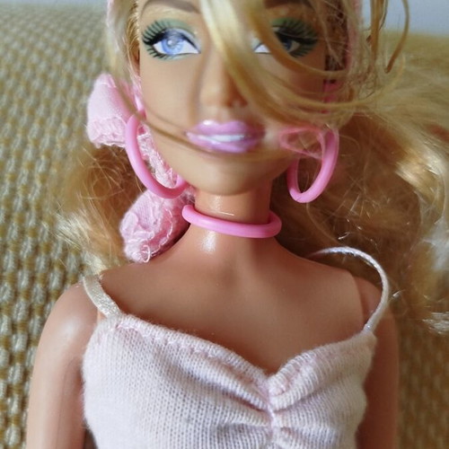 Barbie Sunshine Fun doll like new from Mattel