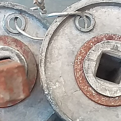 Old locks used, pack of 10 with handles and keys