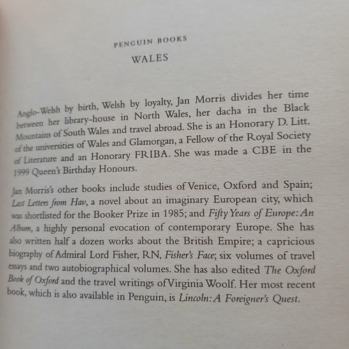 Wales Epic Views of a Small Country by Jan Morris, Penguin 2000