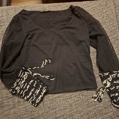 Gianfranco Ferre Black Blouse No S - M like new with impressive sleeves