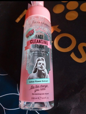 Petite Maison Face Cleansing Foam 200ml new with prebiotics and centella
