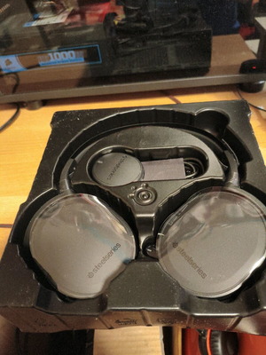 Steelseries Arctis 7 Wireless Gaming Headset new