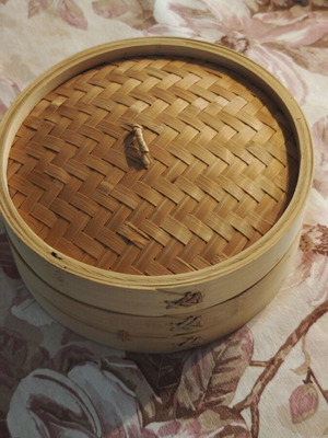Bamboo steamer 24cm new