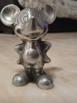 Decorative table Mickey in like new condition