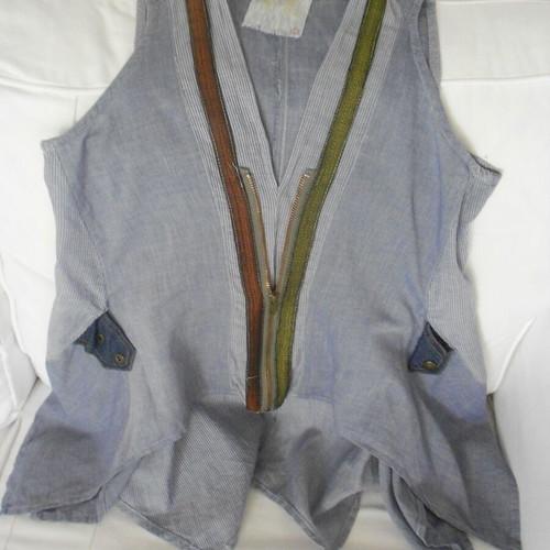 People sleeveless asymmetrical blouse medium, like new, blue and gray