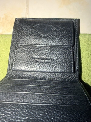 Tommy men's wallet, like new