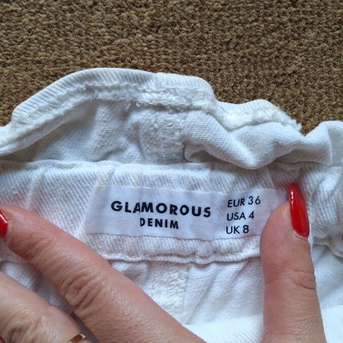 Jean shorts λευκό καινούργιο Glamorous μέγεθος S