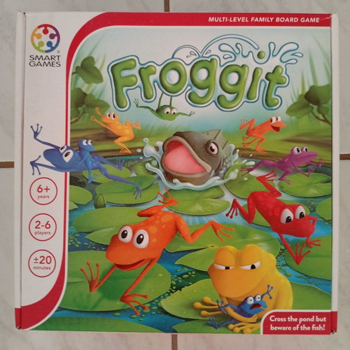 Froggit family board game like new