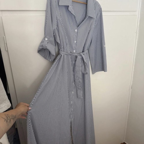 Long dress new, comfortable, lightweight fabric, pockets, size S