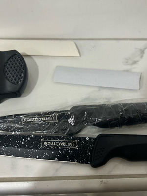 Set of 2 new Swiss knives with sharpener