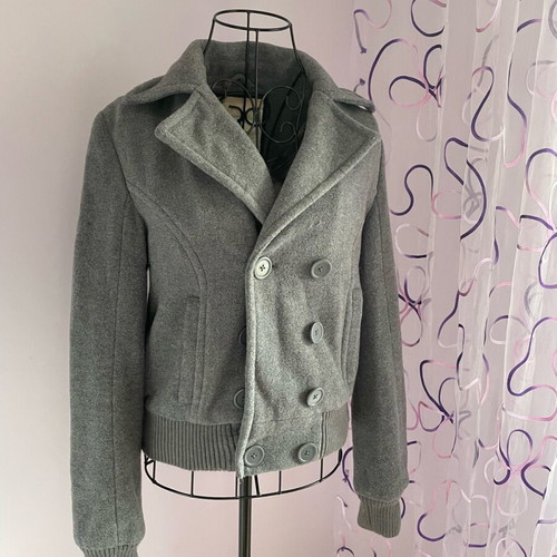 Fox gray coat used