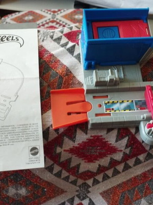 Hot Wheels City Track Set Tollbooth Takedown used with instructions