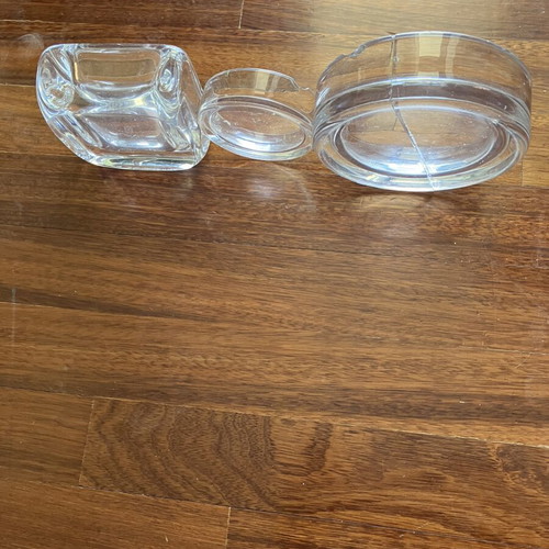 Glass ashtrays used, small, medium and large sizes