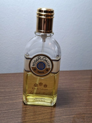 Roger & Gallet Eau de Cologne Lavande Royale 100 ml used, spray
