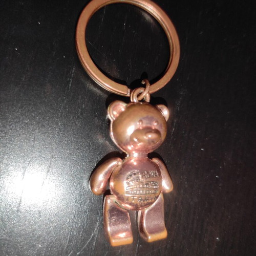 Metal Roma Italia keychain used with copper coating and moving parts