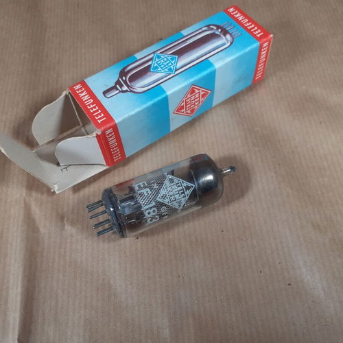 Telefunken EF183 Vacuum Tube new, original box, made in Germany