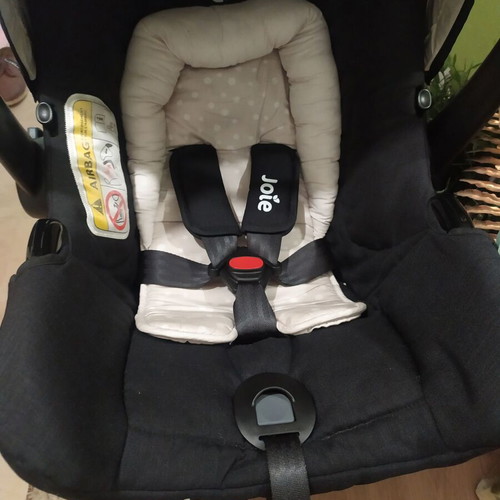 Joie Gemm car seat like new