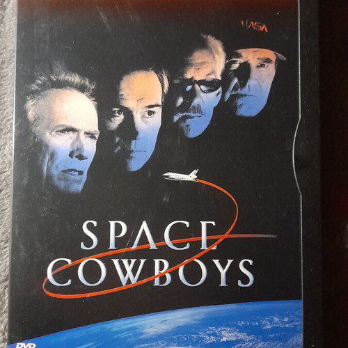 Space Cowboys DVD movie like new, science fiction with subtitles