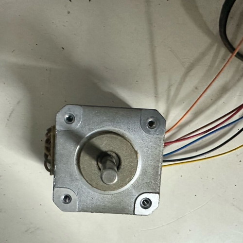 Step motor 6 wires like new from MARTIN robocolor pro 400