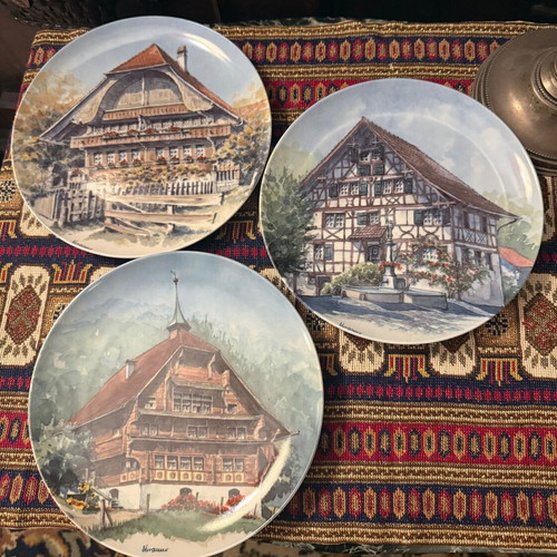 Swiss plate collection like new, handmade, numbered, set of 3