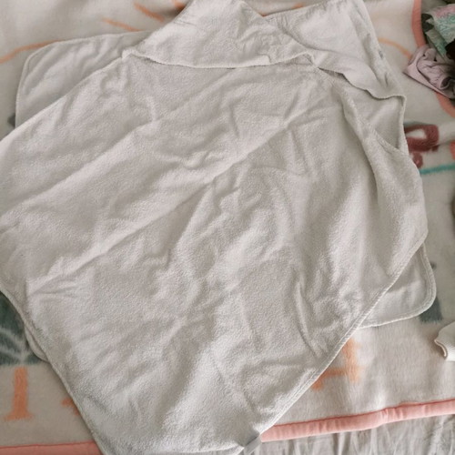 Mothercare children's bathrobes used, set of 3 white items