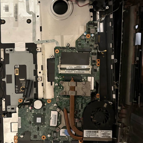 HP Pavilion dv7-400ev Entertainment Notebook PC used screen and motherboard for parts