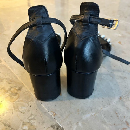 Sagiakos leather sandals used with pearls size 37 black